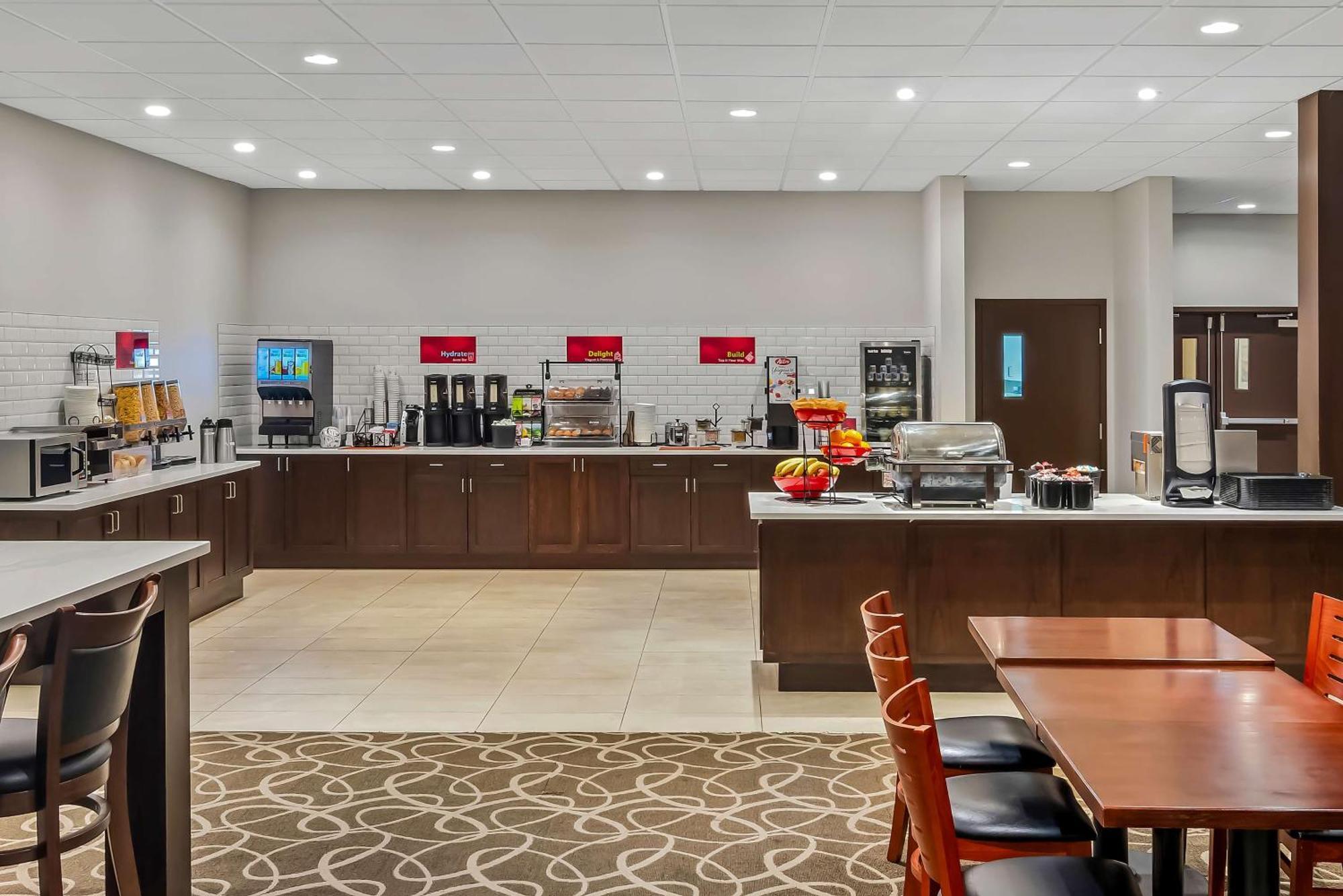 Best Western Plus Pitt Meadows Inn & Suites Exterior foto