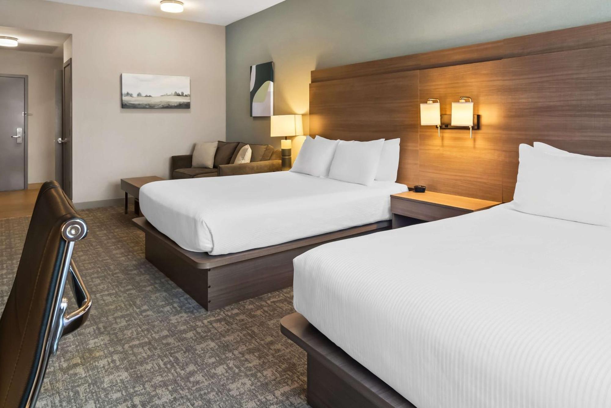 Best Western Plus Pitt Meadows Inn & Suites Exterior foto